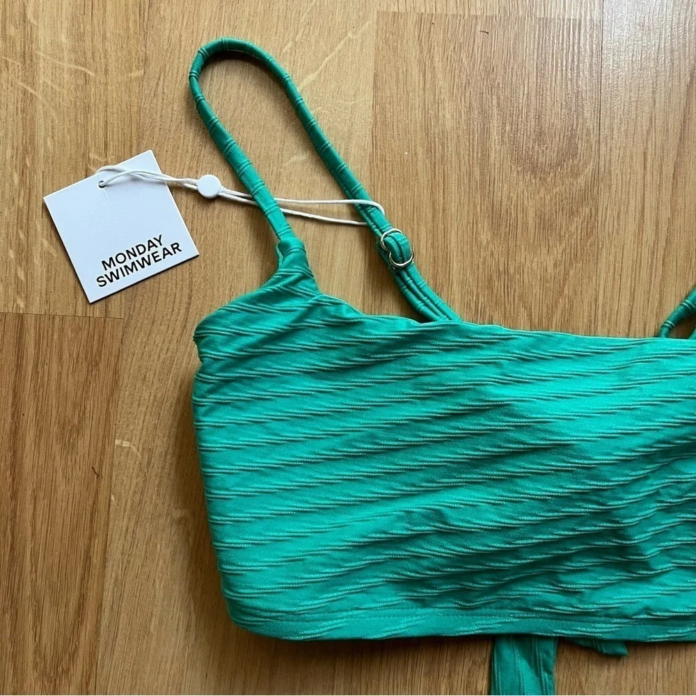 Monday swimwear Bahamas top in jade size V XL GREEN TIE BACK